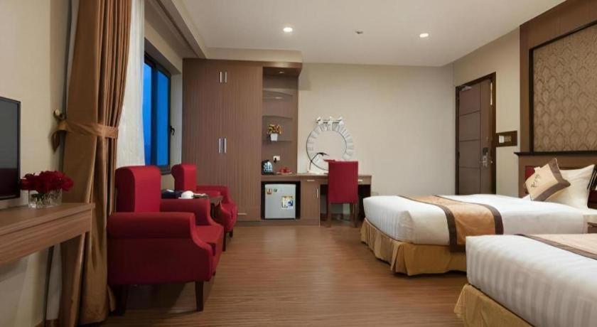 Royal Palace Hotel Tuyen Quang Zewnętrze zdjęcie