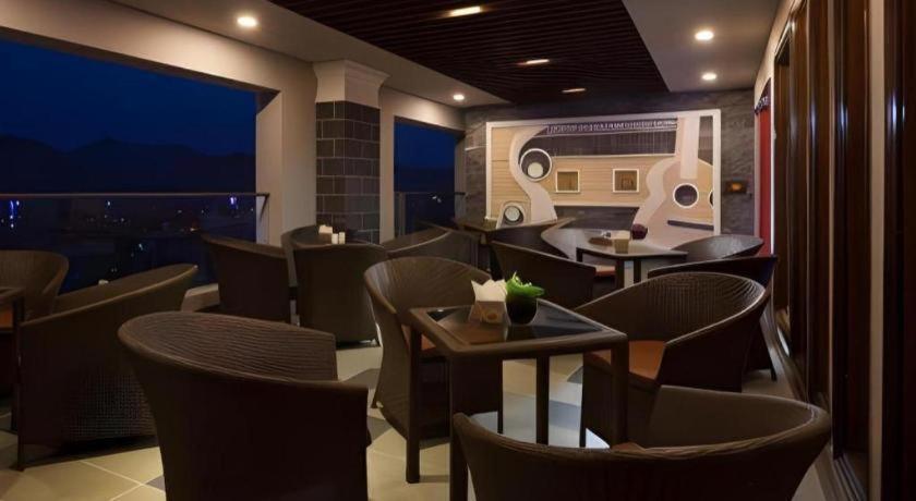 Royal Palace Hotel Tuyen Quang Zewnętrze zdjęcie