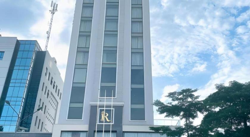 Royal Palace Hotel Tuyen Quang Zewnętrze zdjęcie