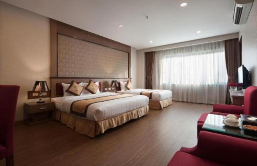 Royal Palace Hotel Tuyen Quang Zewnętrze zdjęcie