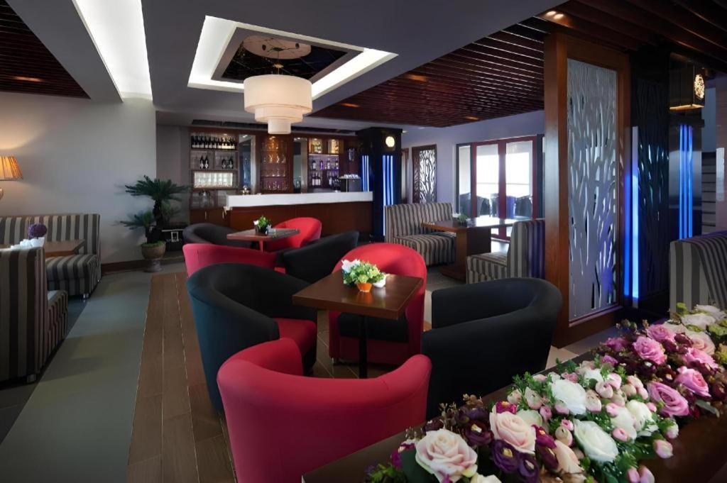 Royal Palace Hotel Tuyen Quang Zewnętrze zdjęcie