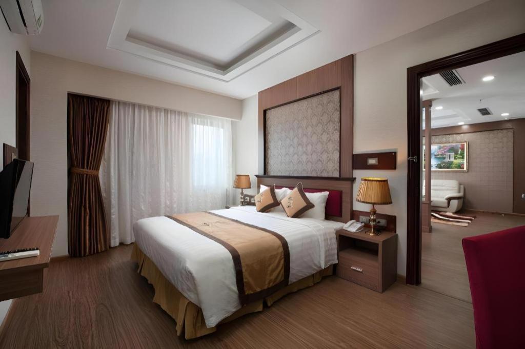 Royal Palace Hotel Tuyen Quang Zewnętrze zdjęcie