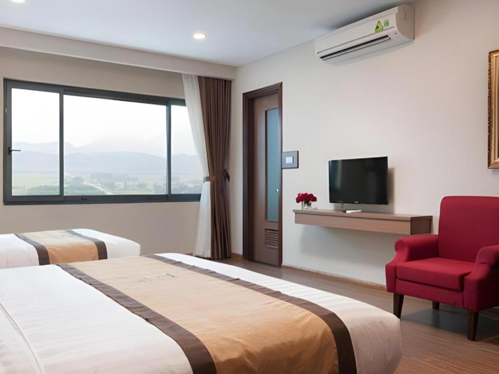 Royal Palace Hotel Tuyen Quang Zewnętrze zdjęcie