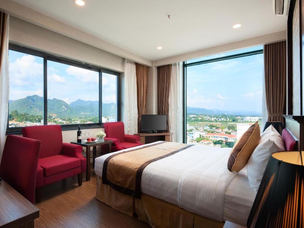 Royal Palace Hotel Tuyen Quang Zewnętrze zdjęcie
