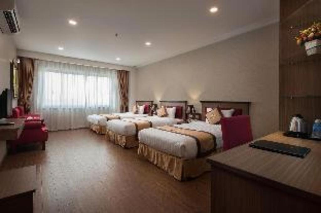 Royal Palace Hotel Tuyen Quang Zewnętrze zdjęcie